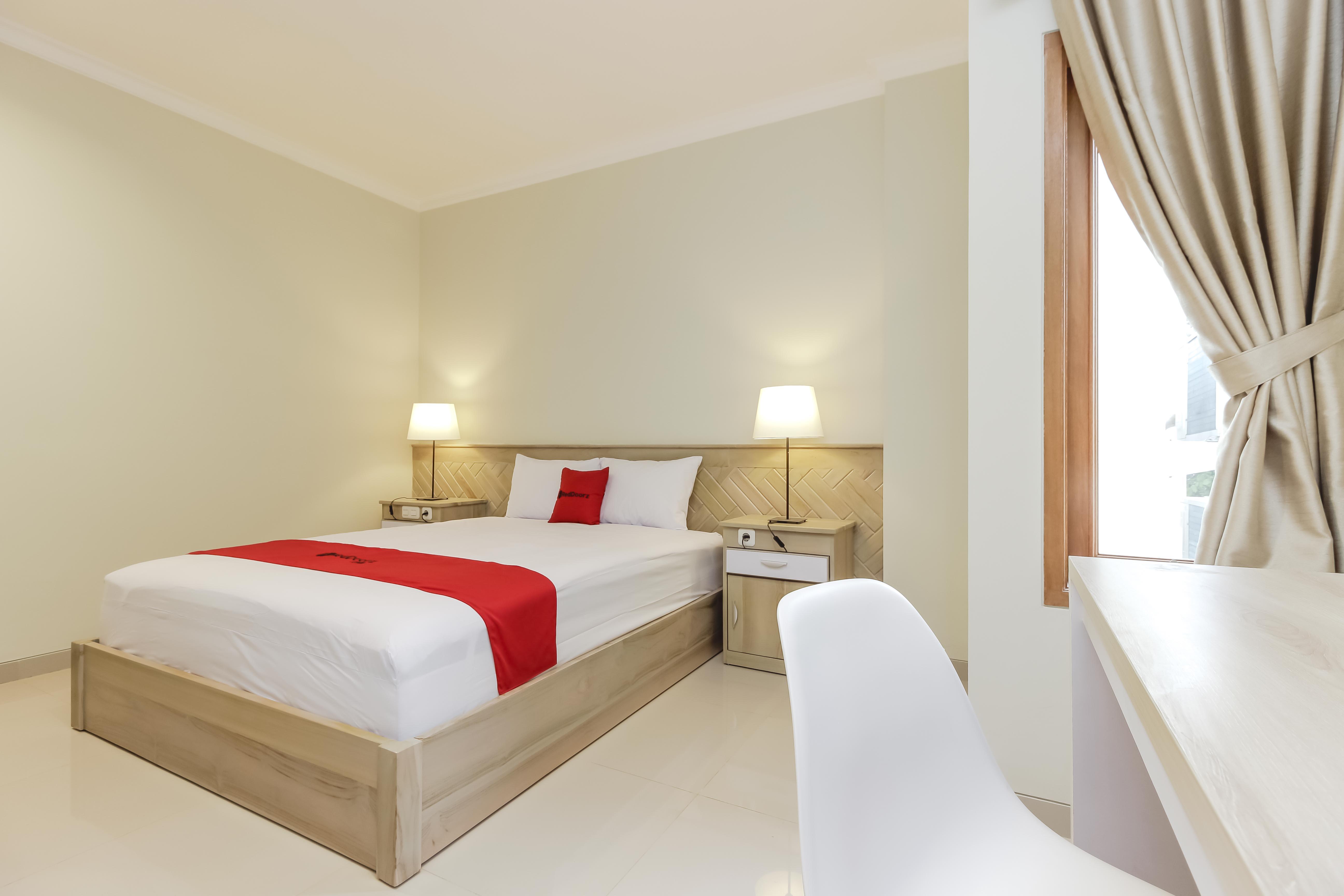 Reddoorz Premium Near Ragunan Zoo 2 Jacarta Exterior foto